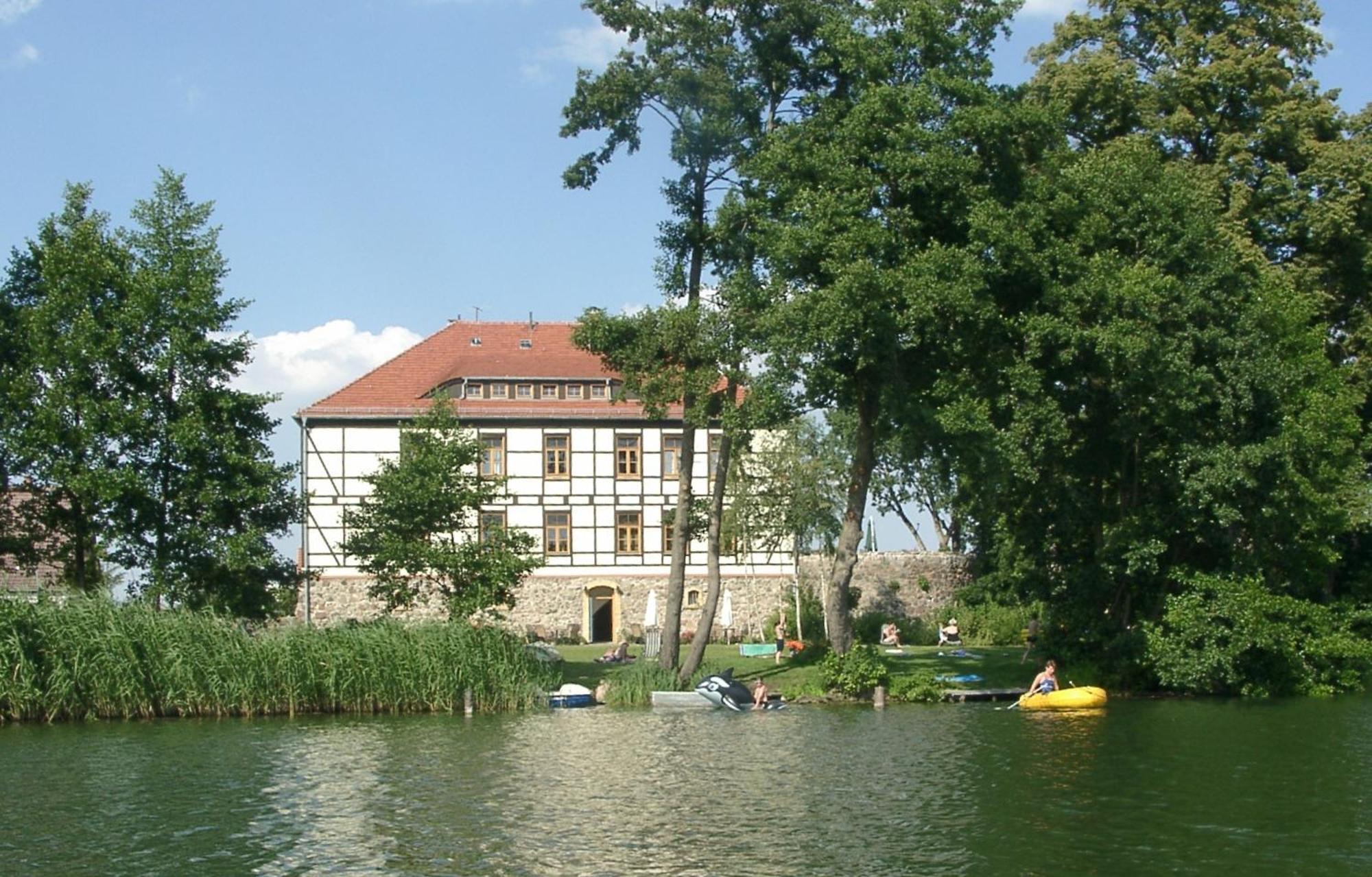 Drostenhaus Feldberg Feldberger Seenlandschaft Εξωτερικό φωτογραφία